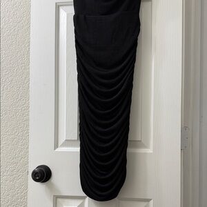 Chic Black Ruched Pencil Skirt